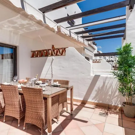 דירה 2br Sunset Golf With Sea View And Private Terrace